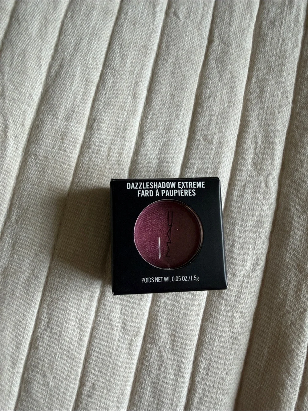 MAC Cosmetics Dazzleshadow Extreme Eyeshadow - celebutante